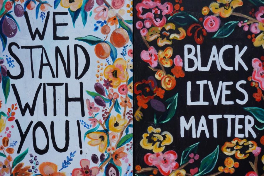 On+multiple+street+corners+in+Portland%2C+you+can+find+hand-written+or+painted+messages+that+display+support+for+the+Black+Lives+Matter+movement.+