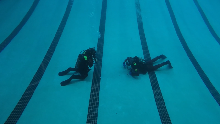 Metro West Dive Team uses LHS pool to complete annual training