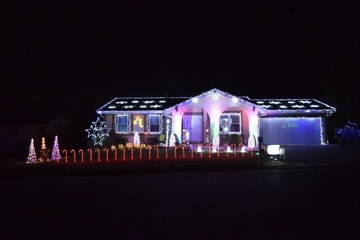 The Leible Family Decorates Their House Every Year with Christmas Lights