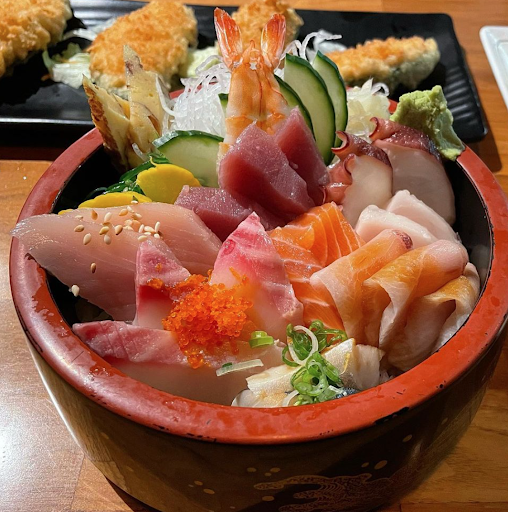 After attending Sachi Sushi, a local Japanese restaurant, one of the users running the account decided to share a photo of her meal. The four friends post food on the Instagram account that ranges from gourmet meals to homemade snacks they’ve made in their own kitchens.
