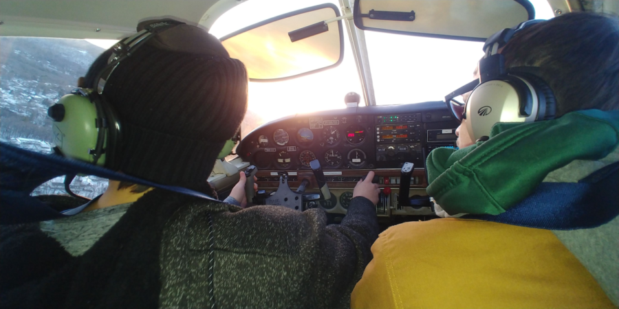 Freshmen take off on piloting journey