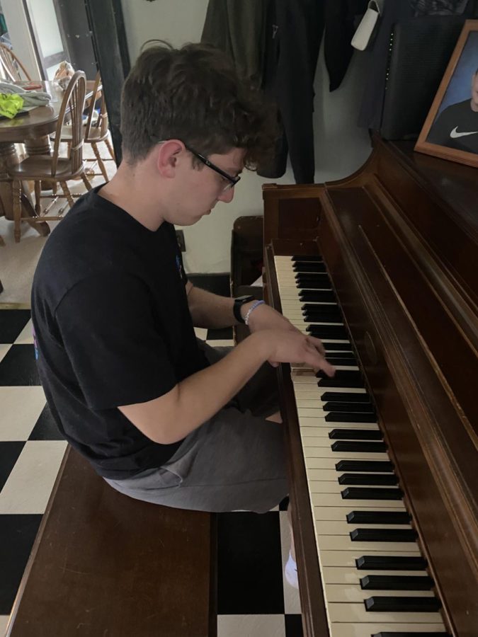 Kuhns named number one pianist in Pennsylvania
