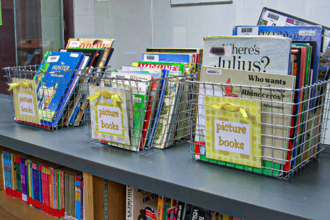 Many American schools continue to use ineffective tactics to teach students to read, causing them to develop bad reading habits such as relying excessively on context provided by pictures to understand a book.