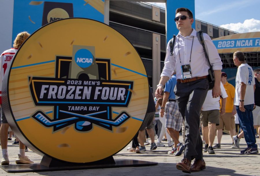Quinnipiac Chronicle sports editor and PI alum Cameron Levasseur ‘21 arrives at the 2023 men’s Frozen Four site in Tampa on April 8.