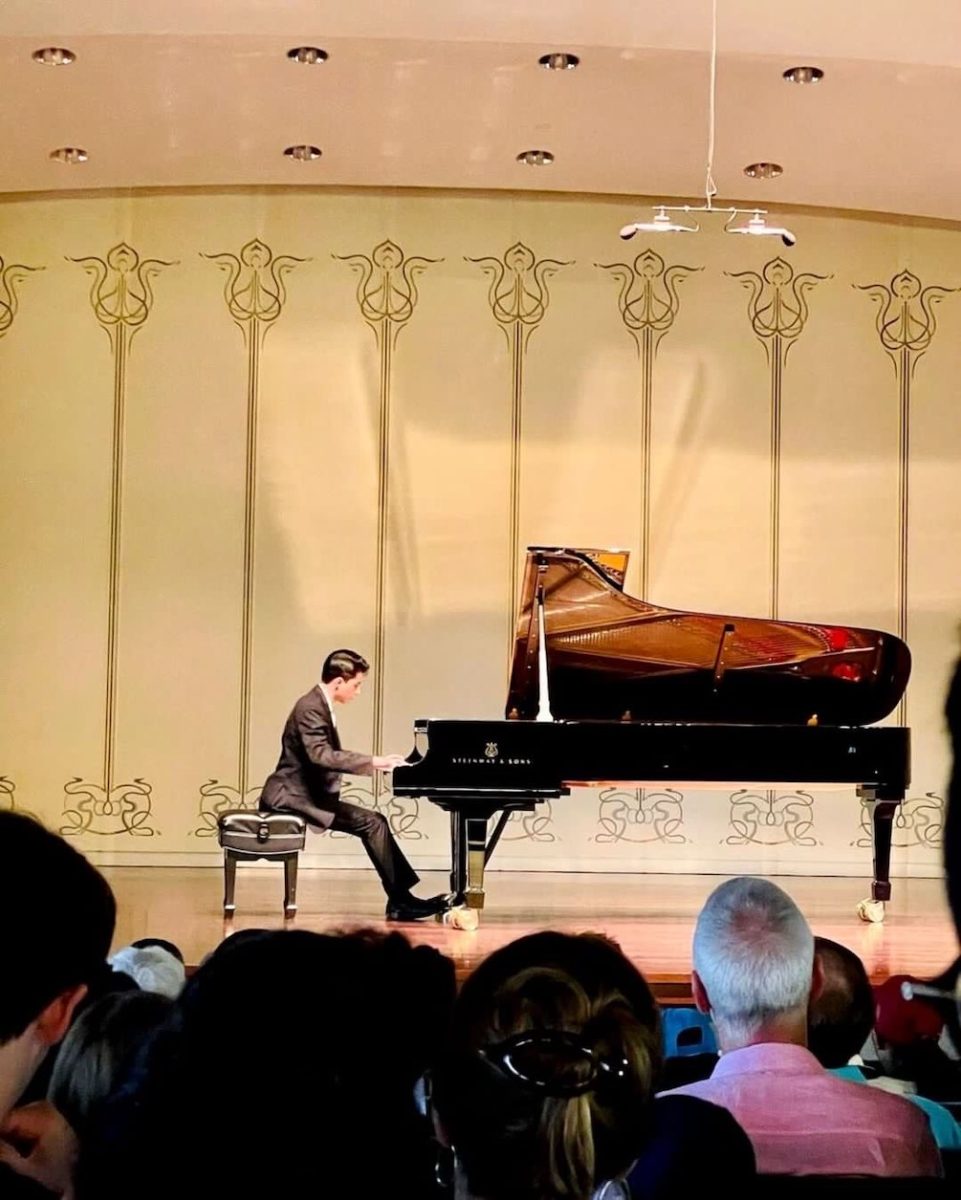 Zarin Mehta performs at Ravinia's Martin Theater.