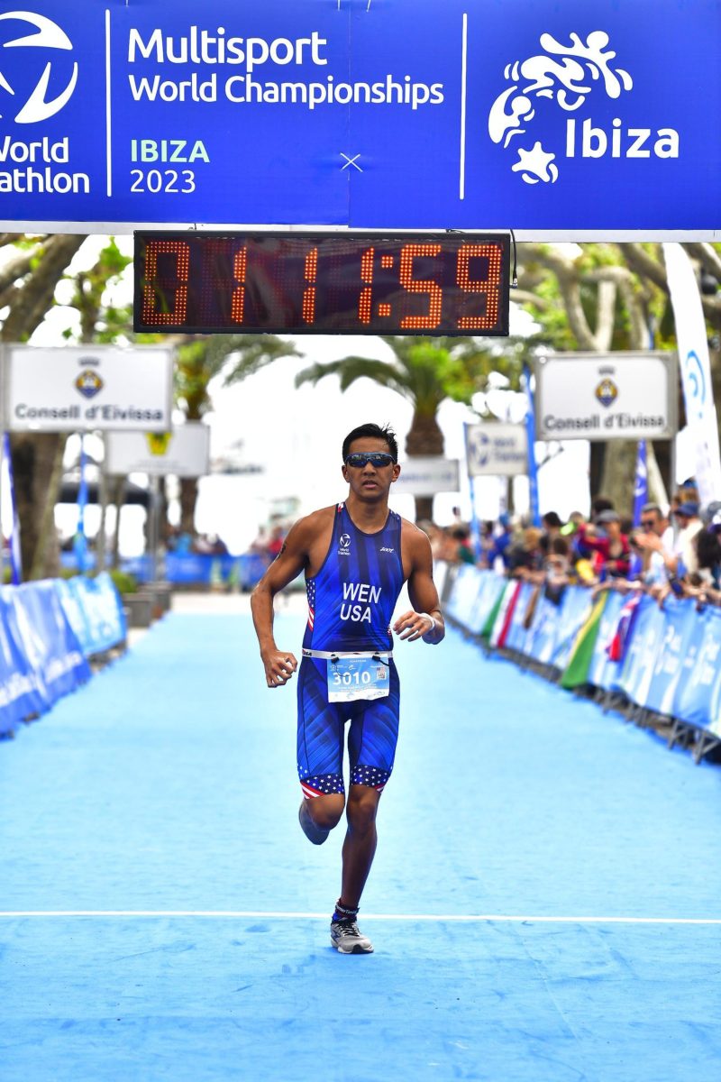 Finishing+second+not+only+in+his+age+group+16-19+but+also+all+age+groups+40+and+under%2C+senior+Samuel+Wen+found+himself+as+the+only+American+to+be+on+the+podium+for+the+World+Triathlon+Multisport+Championships+in+Ibiza%2C+Spain.+Wen+finished+the+1K+swim+in+14%3A02+and+the+5K+run+in+18%3A32%2C+ending+with+a+time+of+33%3A59.