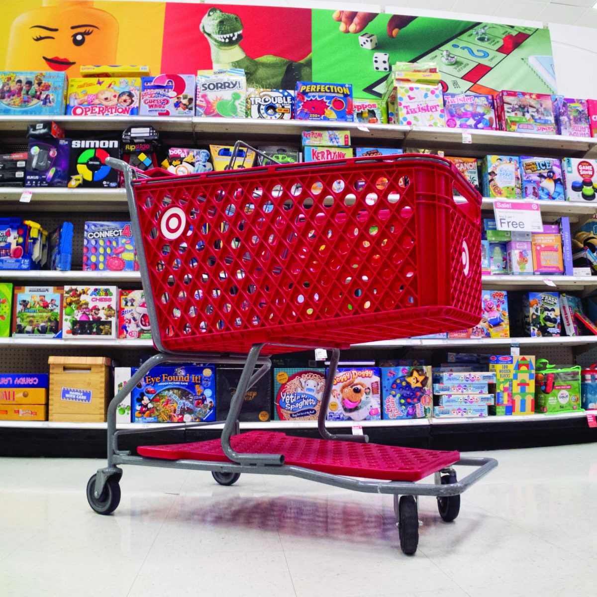 WATCHFUL+EYES+Even+with+registers+and+aisles+unattended%2C+Target+utilizes+cameras+across+the+ceiling+to+keep+track+over+shoppers.+