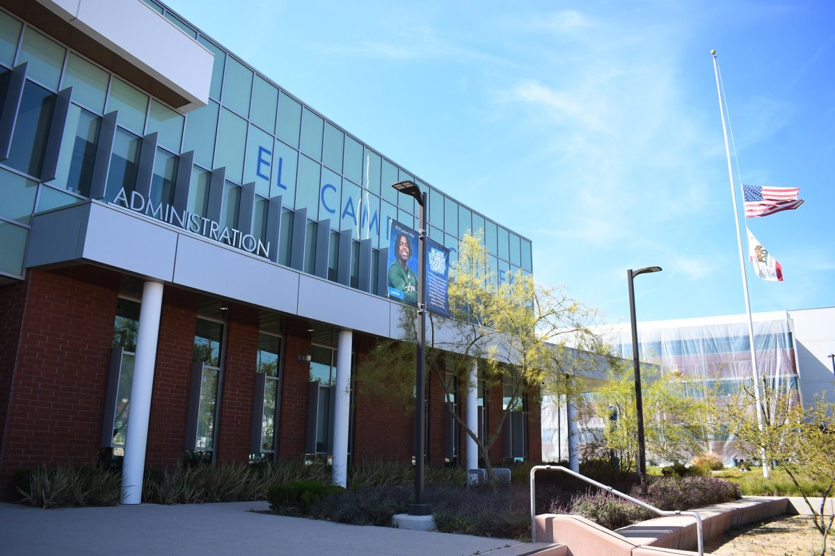 El Camino College's Administration Building as seen Tuesday, April 22. (Nikki Yunker | Warrior Life)