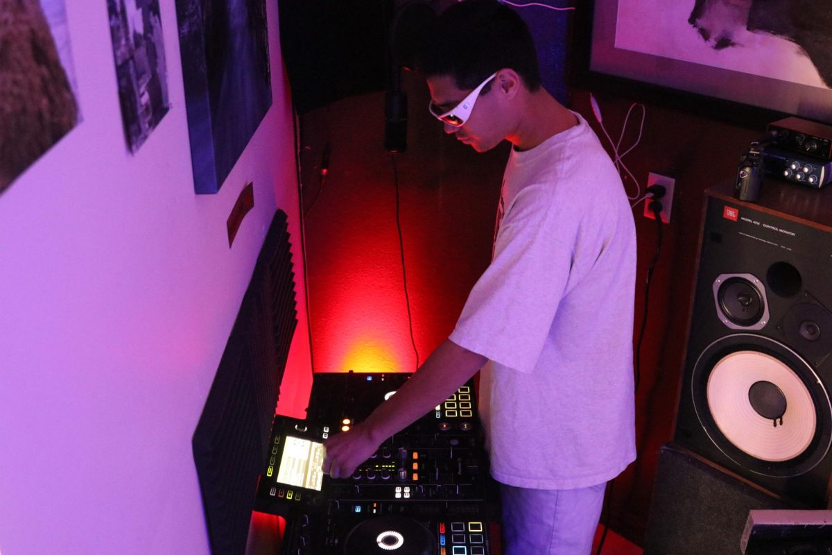 Senior Peyton Kelley DJs in his studio located in his garage. The equipment he mixes on is a Pioneer XDJ-RX2 and as of recently, Peyton has started experimenting with vinyl and CDs. 